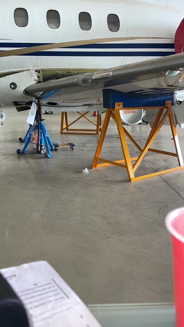 Wing on jackstands